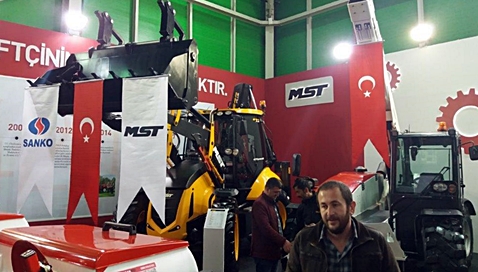 İş Makinası - MST yeni teleskopik yükleyicisi ile Konya Tarım Fuarı’nda