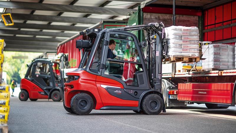 İş Makinası - Hasel’den Yeni Nesil 1202 Serisi Linde dizel forkliftler