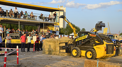 İş Makinası - TürkTraktör’den New Holland İş Makineleri Tatbikat Turu