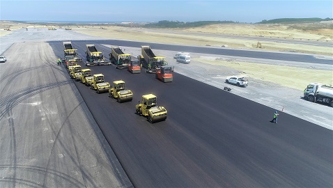 İş Makinası - İstanbul Havalimanı’nın 3. pist çalışmaları tüm hızıyla sürüyor