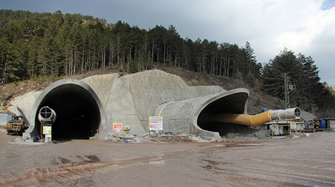 İş Makinası - Ilgaz Dağı Tüneli, 2015 sonunda tamamlanacak