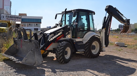 İş Makinası - Karakuş Hafriyat, Hidromek kazıcı yükleyicilerin kalite ve ekonomisine güveniyor