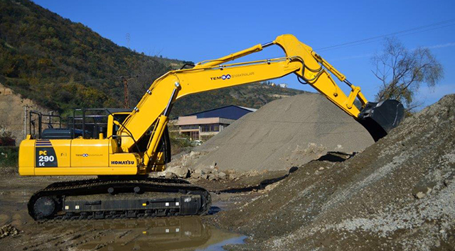 İş Makinası - Komatsu PC290LC-8 paletli ekskavatörün Türkiye'deki ilk teslimatı yapıldı