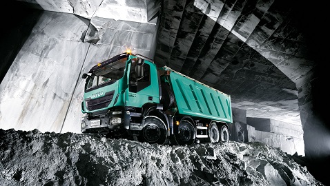 İş Makinası - Iveco inşaat ve ağır hizmet kamyonlarını tanıttı