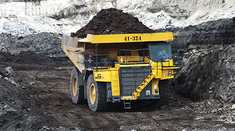 İş Makinası - Demir Export, makine parkını Komatsu HD785-7 kaya kamyonlarıyla yeniliyor