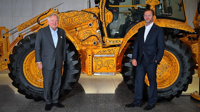 JCB, DÜNYA REKORUNUN ARDINDAN ÜRETİM VE TEKNOLOJİ YATIRIMLARINI HIZLANDIRIYOR