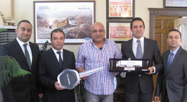 İş Makinası - Beyhanlar İnşaat, araç parkını Ford Cargo ile zenginleştirdi